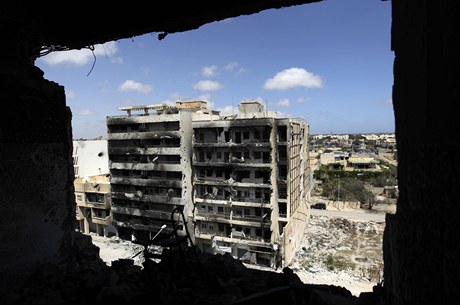 Rozstlen budova v ulicch Tripolisu