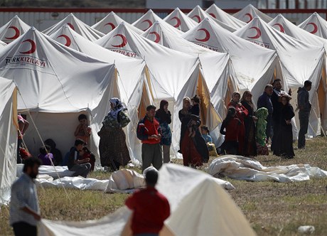Syrt uprchlci v tborech ervenho plmsce v Turecku