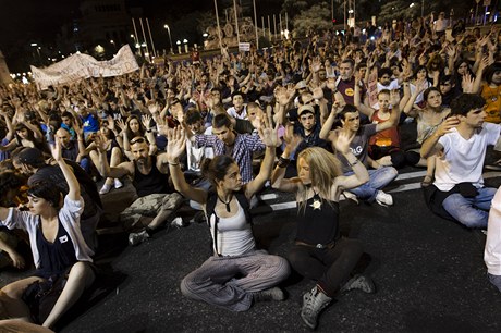 Mladí panlé demonstrují v Madridu