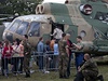 Lidé se mohli projít i útrobami vrtulníku Mi-8 a nahlédnout do jeho pilotního kokpitu.
