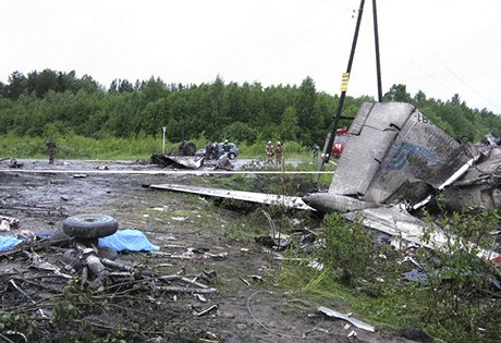 Trosky letadla Tupolev Tu-134 