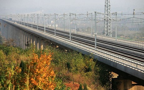 Velký most mezi Tan-jangem a Kchun-anem 