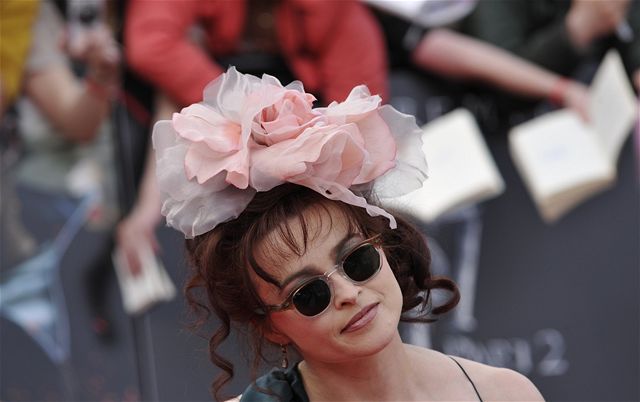 Hereka Helena Bonham Carterov ped svtovou premirou poslednho dlu filmov srie o Harrym Poterrovi. 