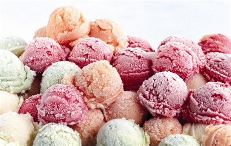 Ovocná zmrzlina - ilustraní foto