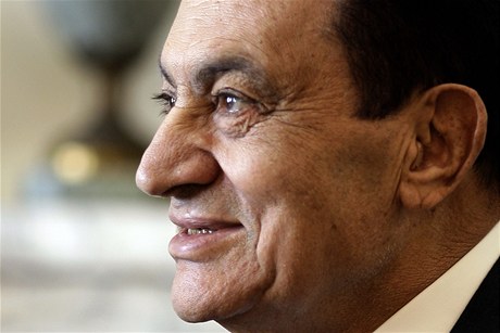Husní Mubarak na snímku z kvtna 2010