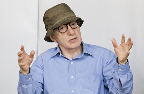 Reisér Woody Allen. 