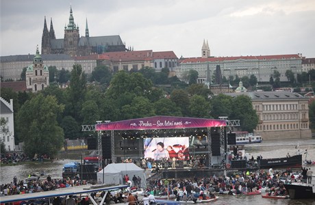 Koncert se ztim Praskho hradu