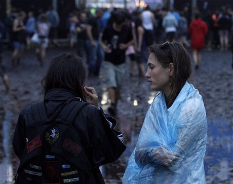 Prudká boue zabíjela na belgickém festivalu.