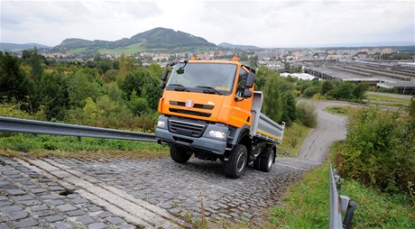 Tatra Phoenix na polygonu v Kopivnici