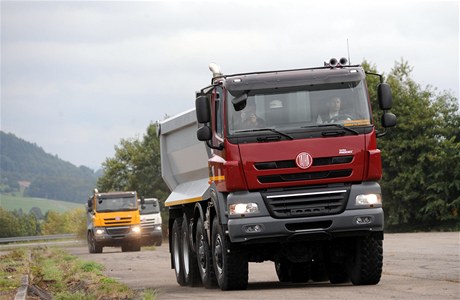 Tatra Phoenix na polygonu v Kopivnici