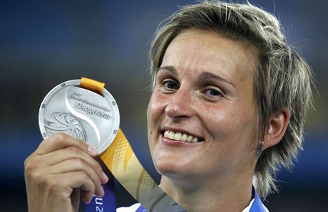 Barbora potáková se stíbrnou medailí z Tegu 2011.