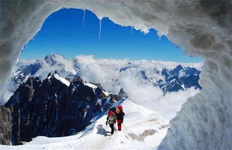 Horolezci na Mont Blancu (ilustraní foto)