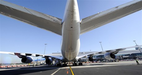 Nejvtí dopravní letadlo souasnosti Airbus A380 pistálo 2. íjna poprvé v Praze