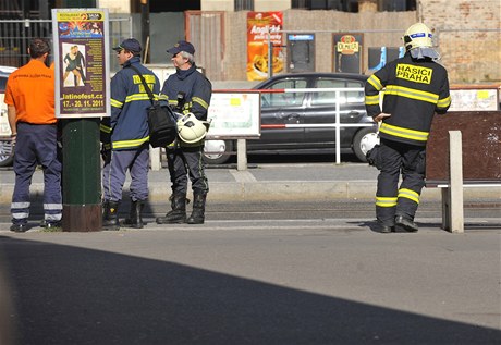 Hasii zasahují pi poáru (ilustraní foto)