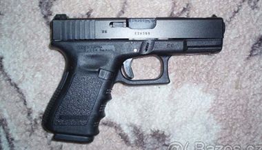 Samonabjec pistole glock 19C