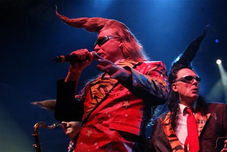 Tak vypadali Leningrad Cowboys v roce 2005, kdy navtívili eský Brod.