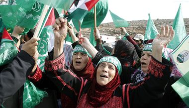 Palestinci se raduj. Za pouhho jednoho vojka se vrt vce ne tisc vz.