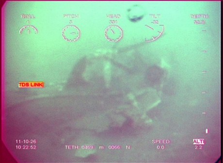 Fotografie ponorky nalezené v Papui-Nové Guineji 