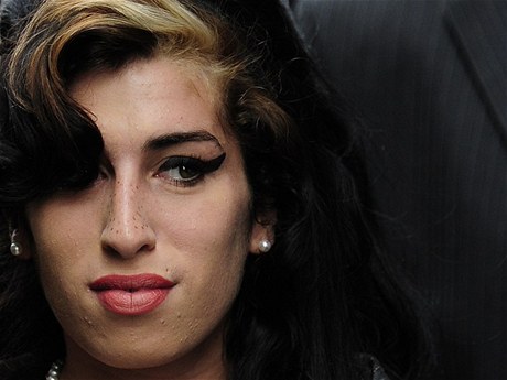 Amy Winehouse na archivním snímku