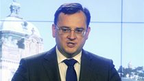 Premiér Petr Nečas vystoupil 18. listopadu v Praze na briefingu po schůzce špiček vládní koalice, na níž se má jednalo o přístupu ČR k trestnímu řízení v kauze privatizace Mostecké uhelné společnosti (MUS) ve Švýcarsku. | na serveru Lidovky.cz | aktuální zprávy