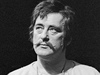 Ve vku 79 let zemel dlouholet slista opery Nrodnho divadla (ND), dritel Ceny Thlie za celoivotn dlo, barytonista Vclav Ztek (na snmku z listopadu 1983 jako Pemysl v opee Libue).