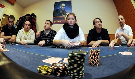 Protestní turnaj Asociace eského pokeru se pod heslem "Poker není zloin"