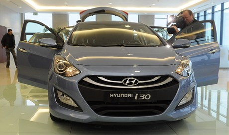 V závod automobilky Hyundai v Noovicích byla slavnostn zahájena sériová výroba nové generace voz Hyundai i30. 