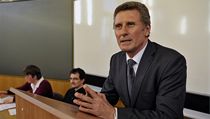 Novým děkanem plzeňských práv se stal 23. ledna devětapadesátiletý učitel fakulty docent Jan Pauly. | na serveru Lidovky.cz | aktuální zprávy