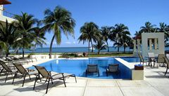 Nejlepím hotelem svta se stal The Phoenix Resort z ostrova Ambergris Caye v Belize.