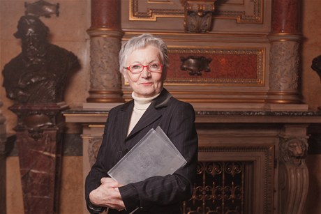 Cenu Ferdinanda Peroutky za rok 2011 získala i redaktorka LN Radka Kvaková.