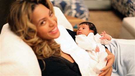 Beyoncé se svou dcerou Blue Ivy.