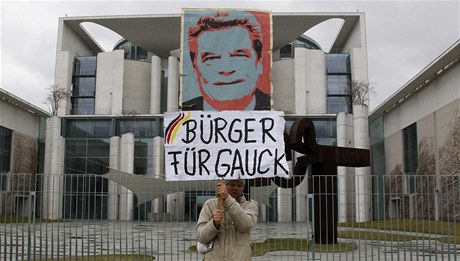 Nmci chtjí za prezidenta bojovníka za lidská práva Gaucka