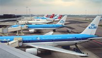 Amsterodamské letiště Schiphol bylo kvůli ohlášené bombě částečně evakuováno. | na serveru Lidovky.cz | aktuální zprávy
