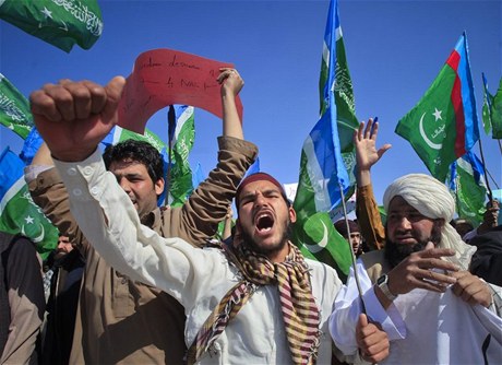Protesty se rozíily i do sousedního Pákistánu 