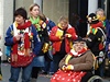Na masopustní oslavy se vystrojí i babiky na invalidním vozíku.