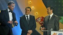 Anketa Fotbalista roku 2011. Na snímku zleva moderátor Libor Bouček, Karel Poborský a Osobnost Gambrinus ligy Pavel Horváth. | na serveru Lidovky.cz | aktuální zprávy