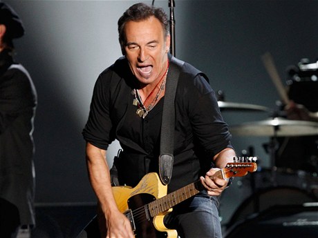 Energie na rozdávání. Bruce Springsteen ped dvma týdny koncertoval na pedávání Grammy. 