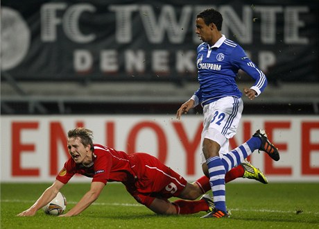 Luuk de Jong (vlevo) a Joel Matip 