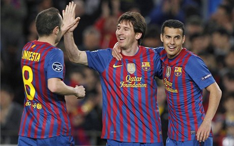 Barcelona (Iniesta, Lionel Messi, Pedro)