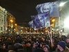 Píznivci Vladimira Putina na demonstraci na jeho podporu