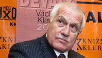 Václav Klaus při autogramiádě knihy Rok devátý | na serveru Lidovky.cz | aktuální zprávy