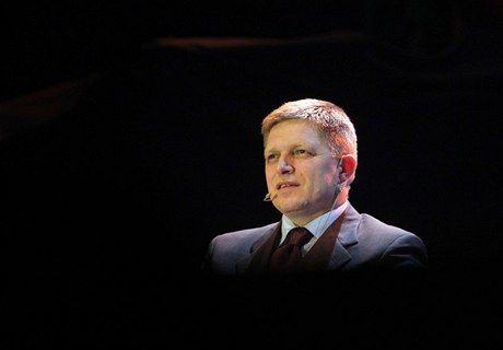 Vítz Robert Fico. 