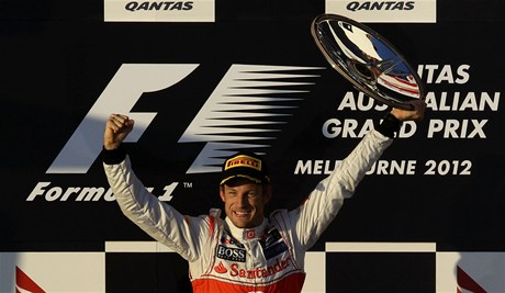 Jenson Button slaví svj triumf. 