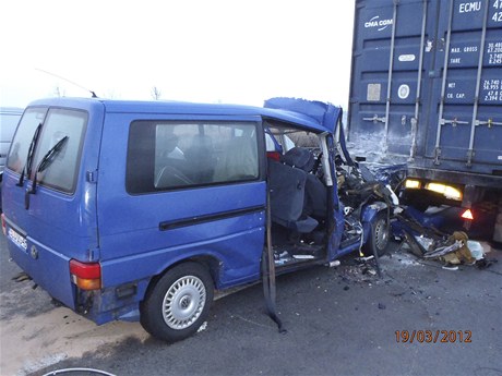 Ranní nehoda na dálnici D5 u Rokycan