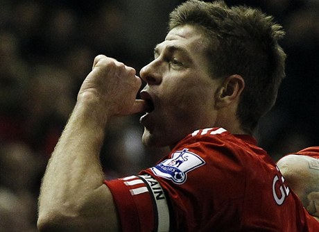 Fotbalista Liverpoolu Steven Gerrard