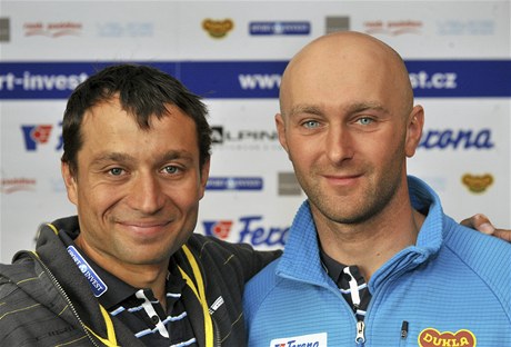 Deblkanoisté Ondej tpánek (vlevo) a Jaroslav Volf ped zahájením sezony