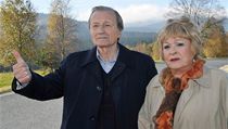 Vrásky z lásky. Radoslav Brzobohatý jako bývalý učitel Ota a Jiřina Bohdalová jako kdysi slavná herečka Jeanne deFuro | na serveru Lidovky.cz | aktuální zprávy