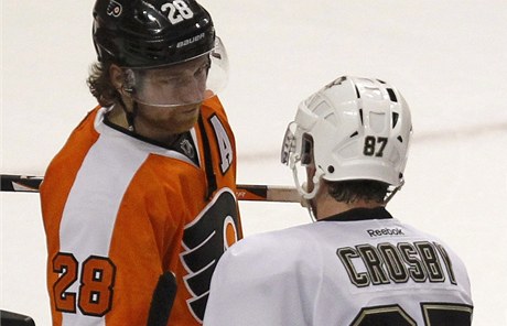 Philadelphia Flyers - Pittsburgh Penguins (Giroux a Crosby)