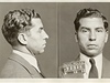 Známý gangster italské mafie Charles "Lucky" Luciano na policejním snímku z roku 1936