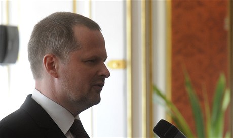 Petr Fiala byl jmenován do funkce ministra kolství.